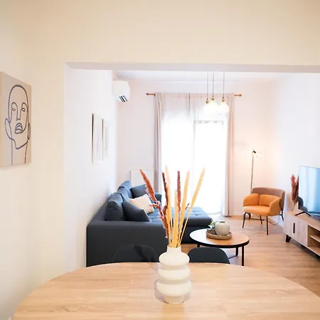 אתונה Urban Comfort 2 Bdrm Next To Metro מראה חיצוני תמונה