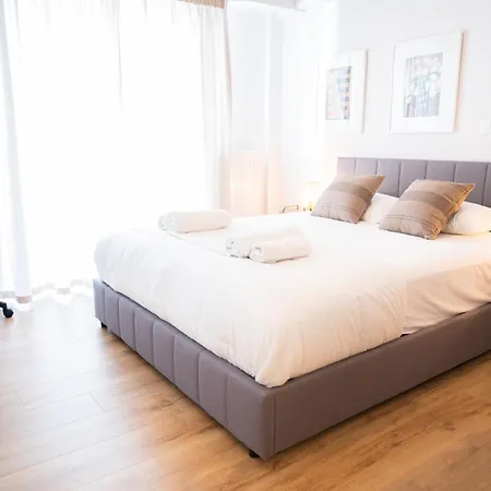 אתונה Urban Comfort 2 Bdrm Next To Metro מראה חיצוני תמונה
