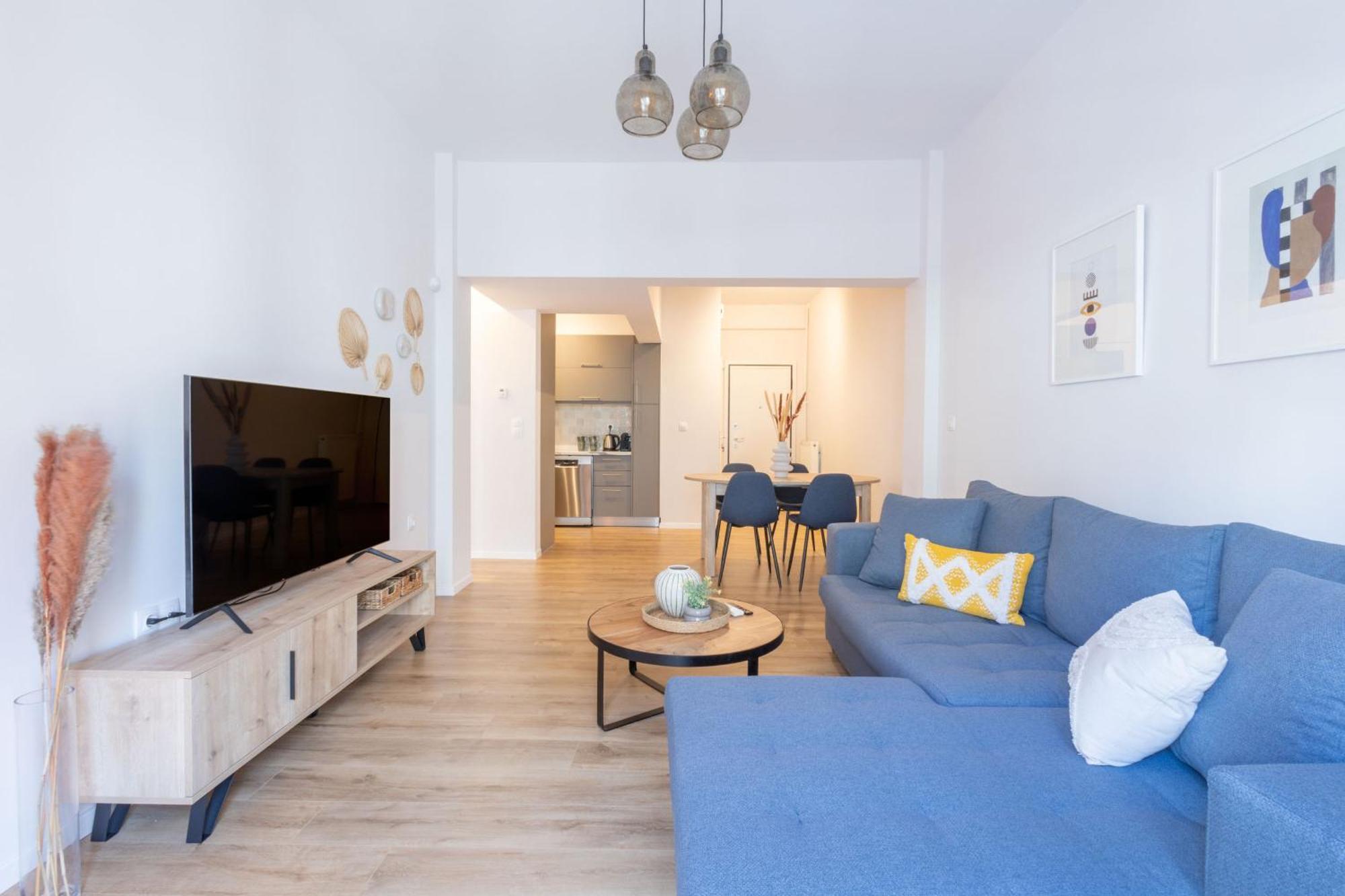 Urban Comfort 2 Bdrm Next To Metro *