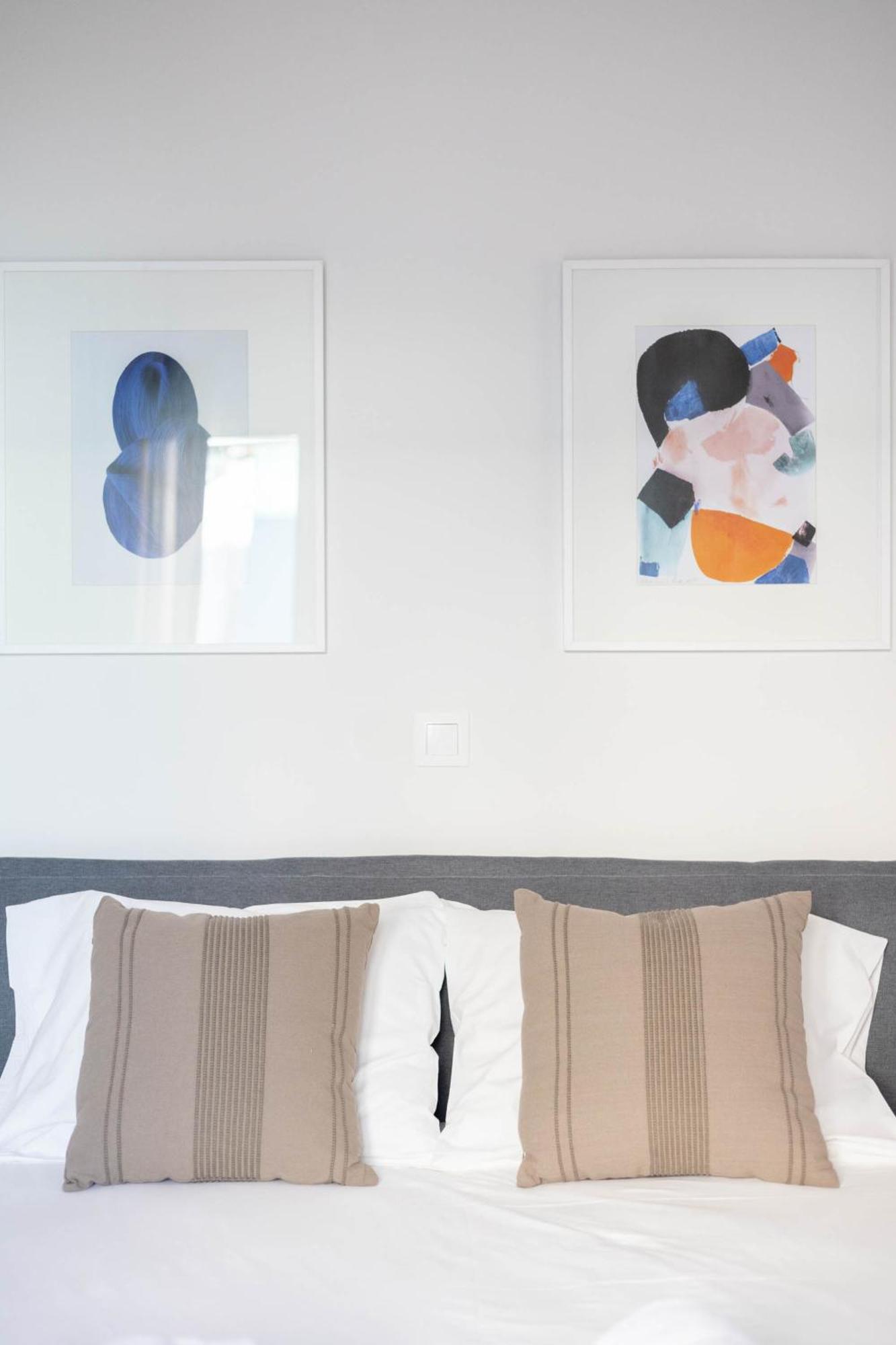 Urban Comfort 2 Bdrm Next To Metro *